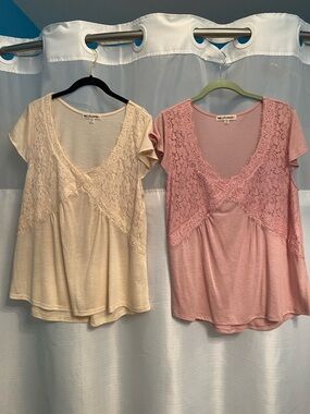 Wallflower Lace Yoke V-Neck Tops - Cream & Dusty Pink